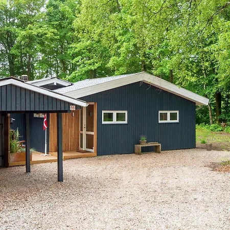 Three-bedroom Holiday In 15 Feriehus *